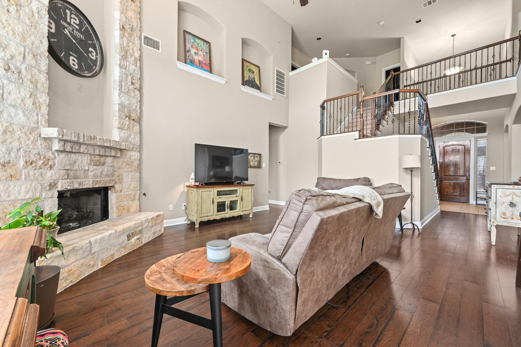 650 Clear Springs Holw, Buda, TX 78610
