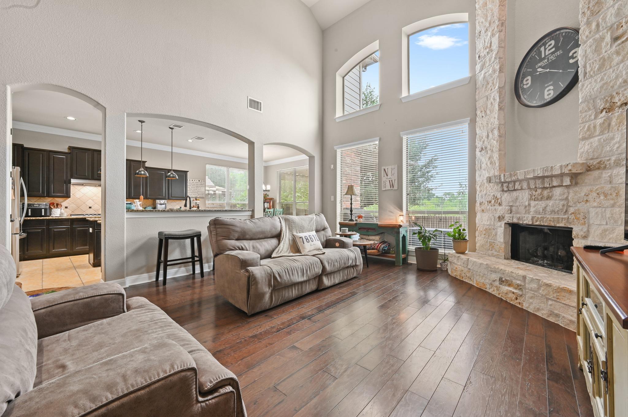 650 Clear Springs Holw, Buda, TX 78610