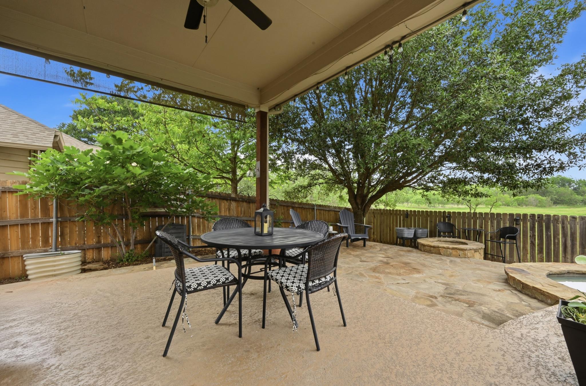 650 Clear Springs Holw, Buda, TX 78610