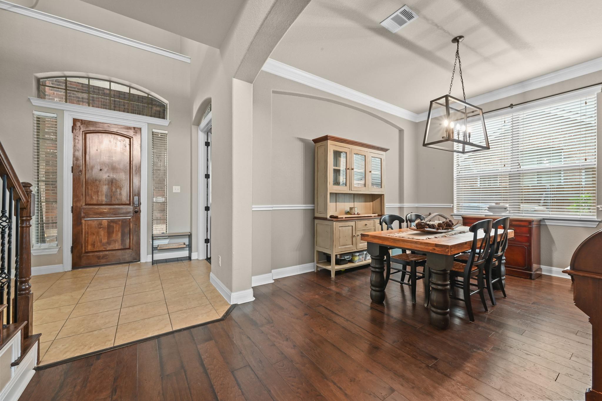 650 Clear Springs Holw, Buda, TX 78610