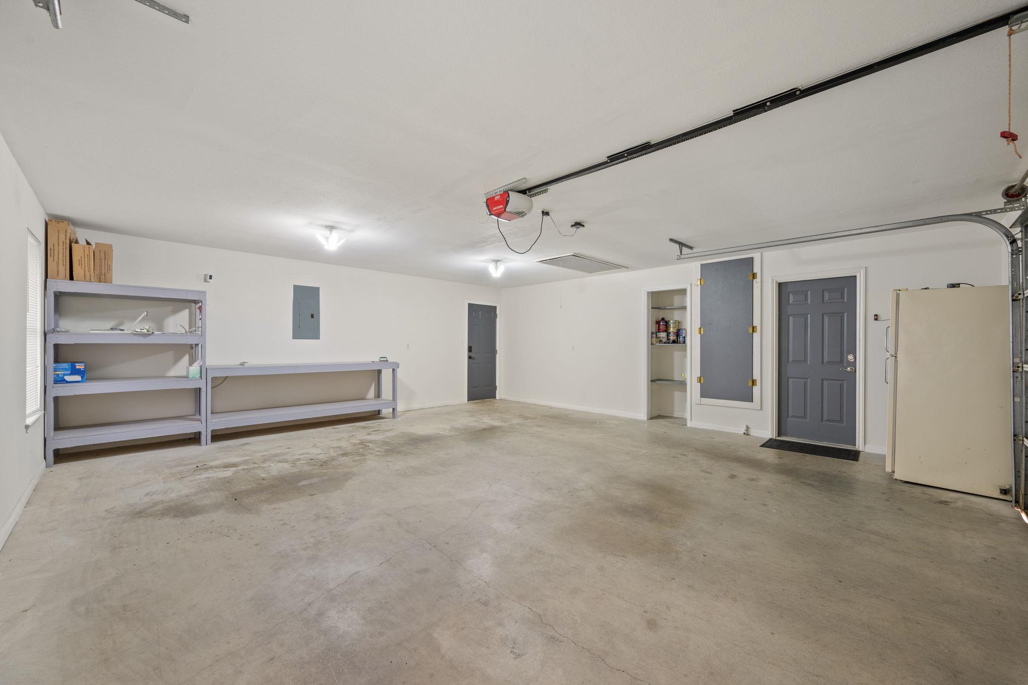 1816 Emerald Isle Dr, Leander, TX 78641