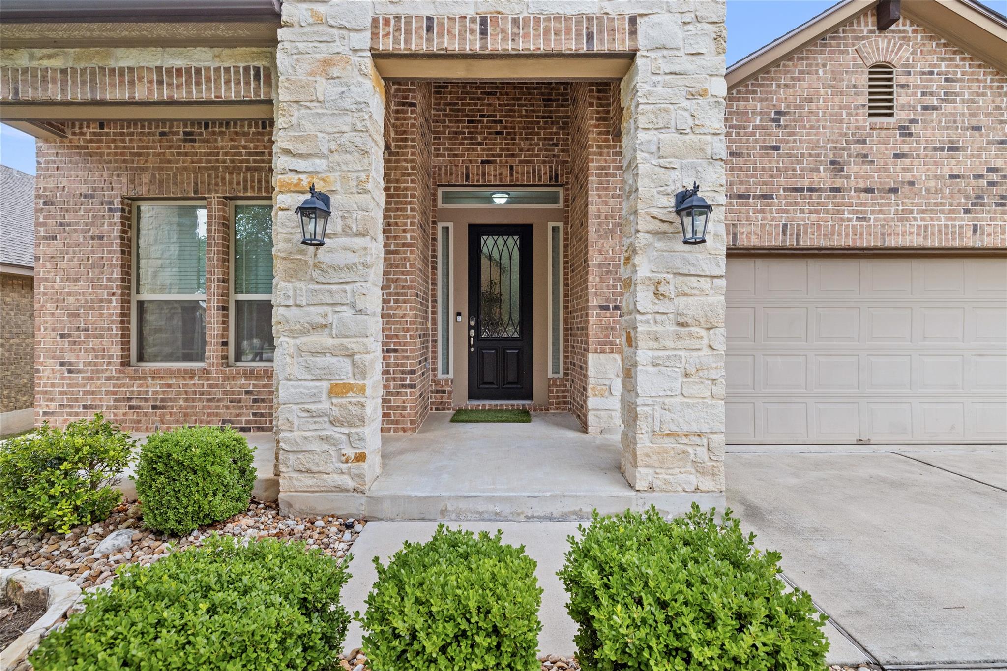 2249 Cactus Valley Dr, Leander, TX 78641