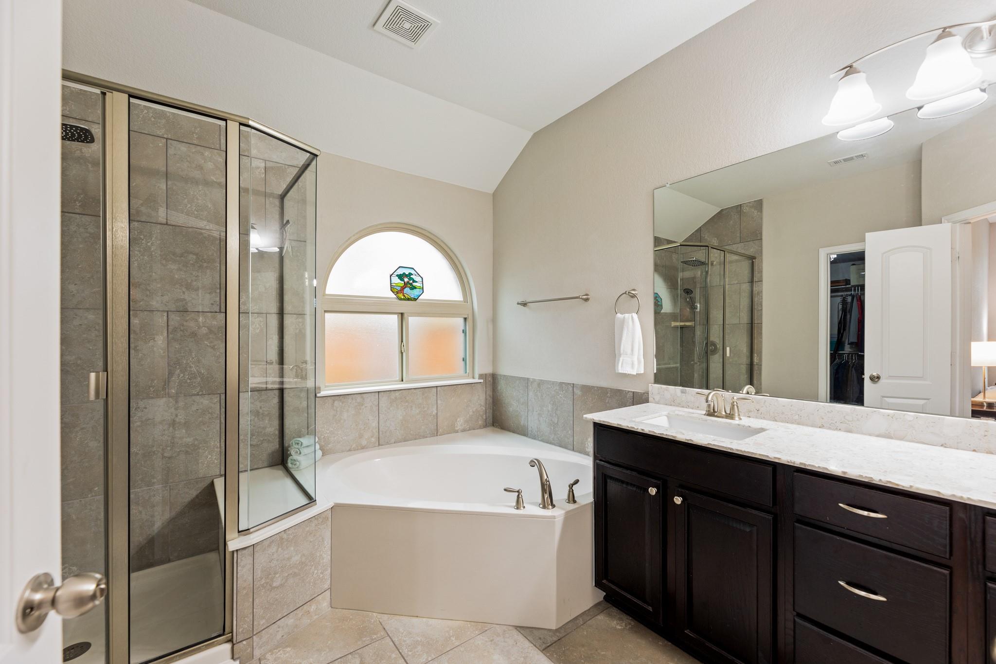 2249 Cactus Valley Dr, Leander, TX 78641