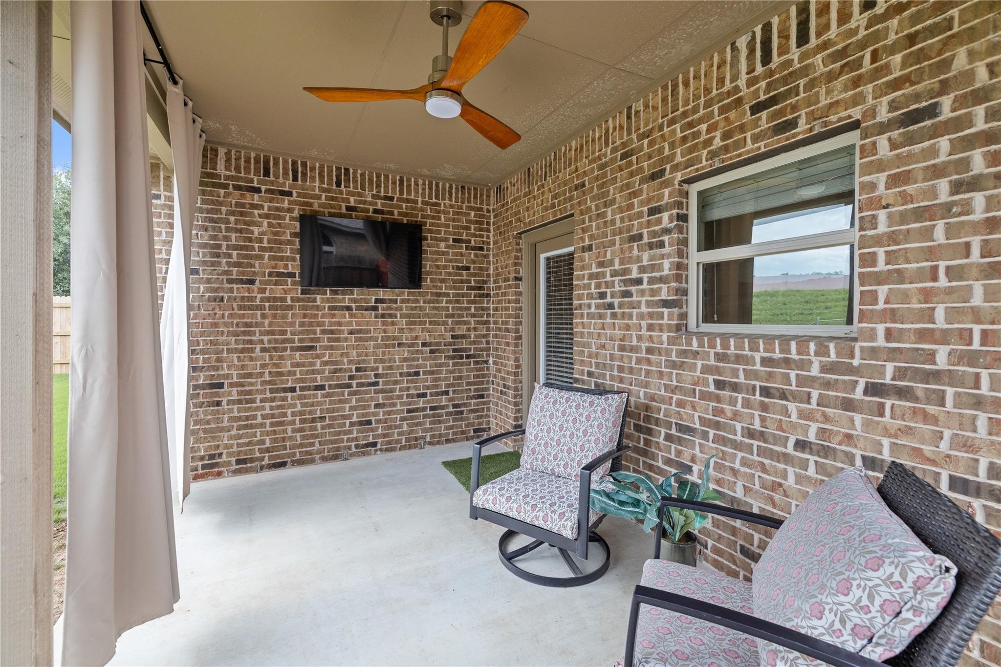 2249 Cactus Valley Dr, Leander, TX 78641