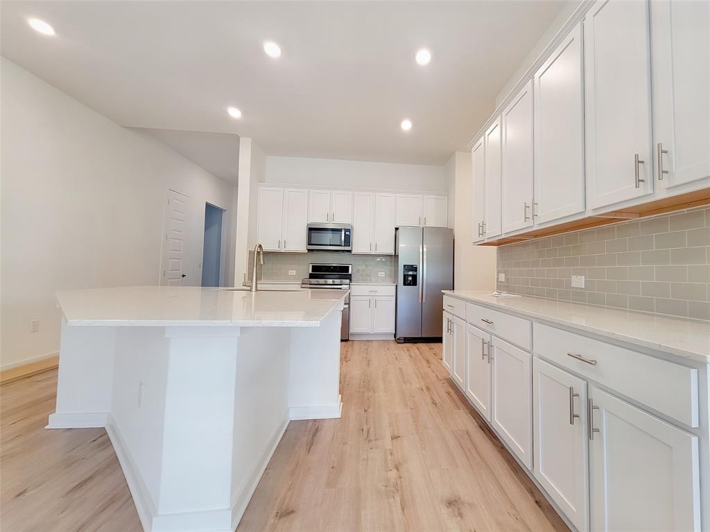 2032 Bobtail Pass, Leander, TX 78641