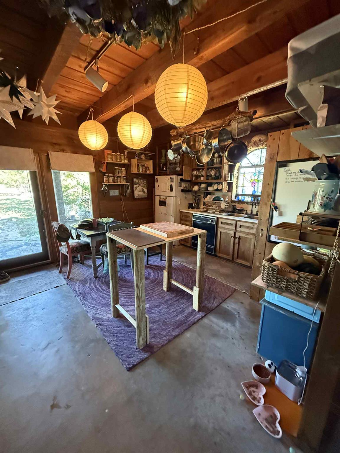 206 Topspin Dr, Spicewood, TX 78669