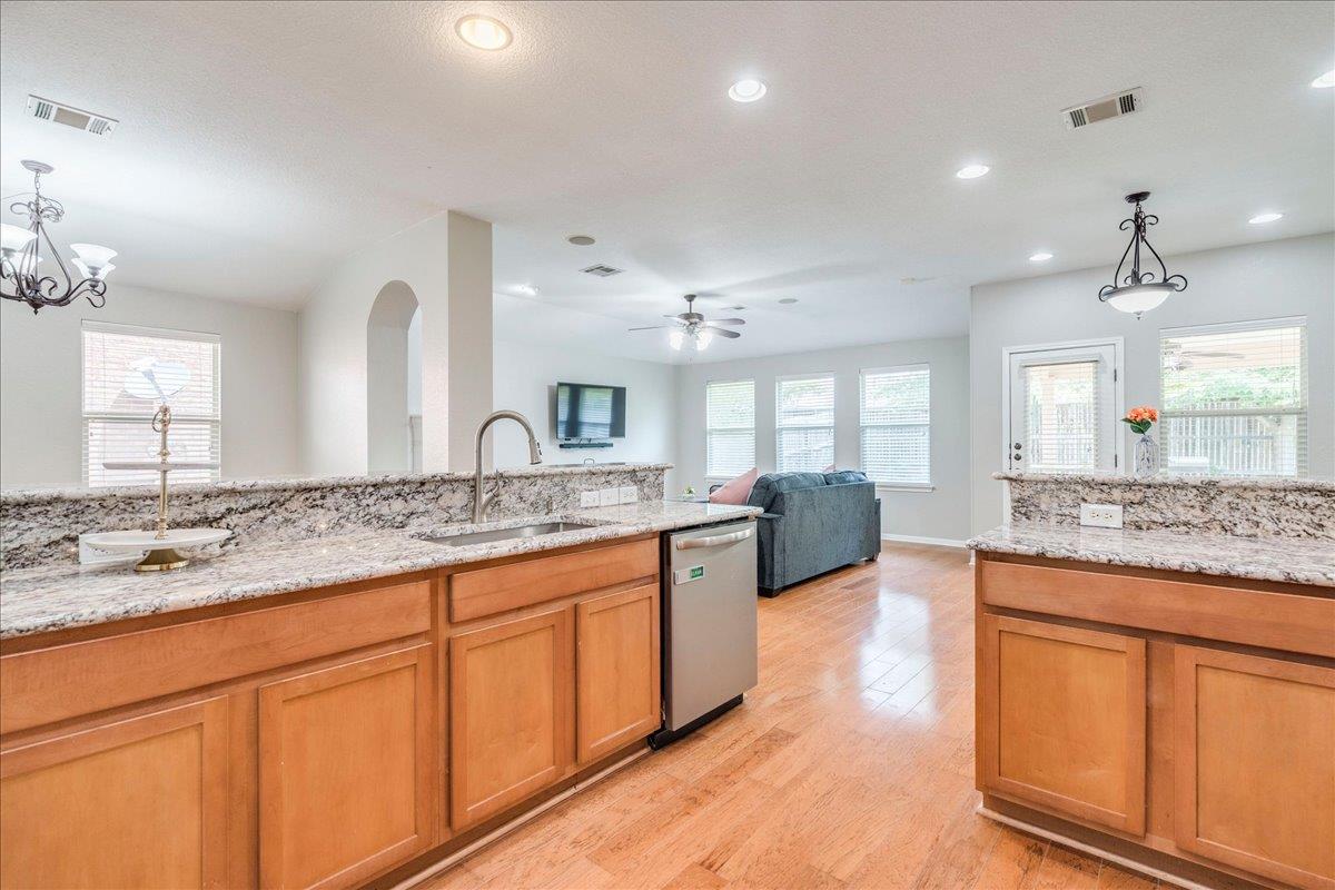 1151 Stone Rim Loop, Buda, TX 78610