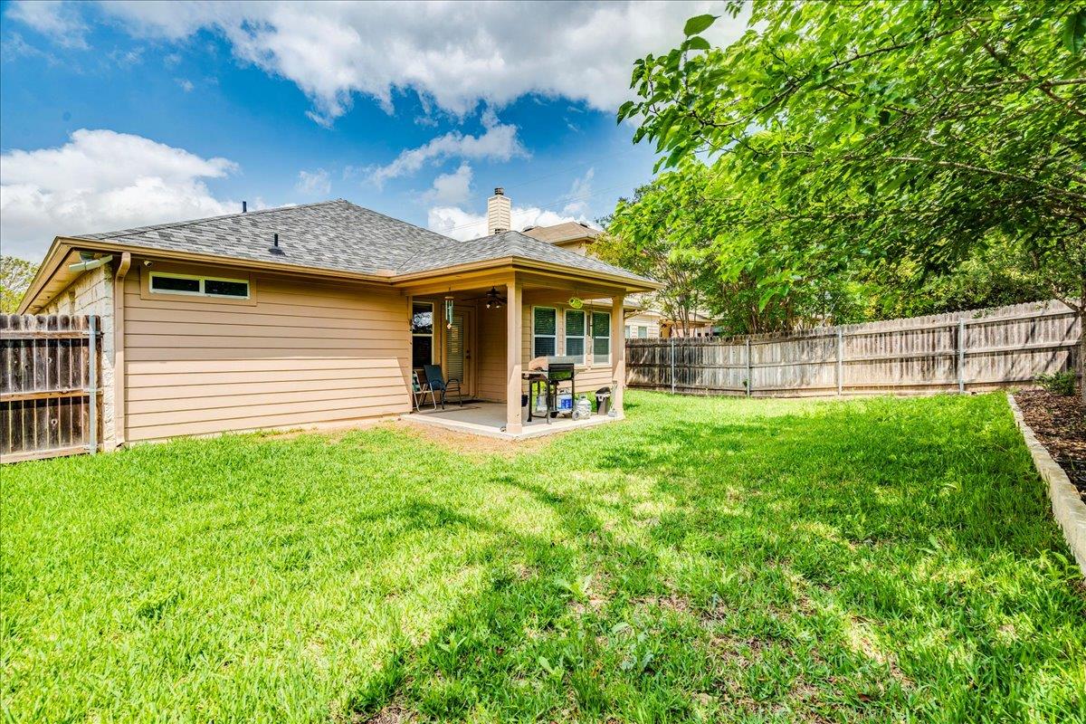 1151 Stone Rim Loop, Buda, TX 78610