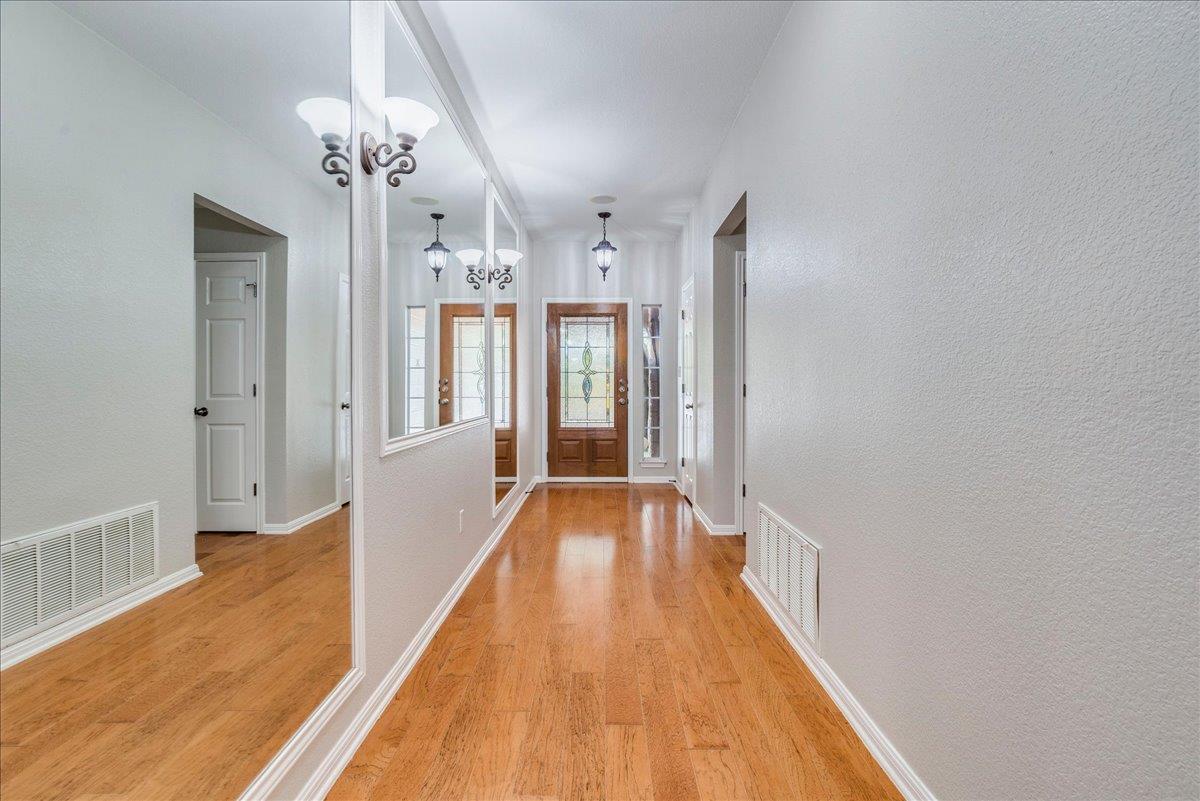 1151 Stone Rim Loop, Buda, TX 78610