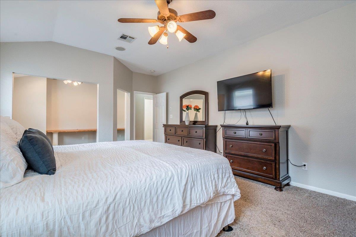 1151 Stone Rim Loop, Buda, TX 78610