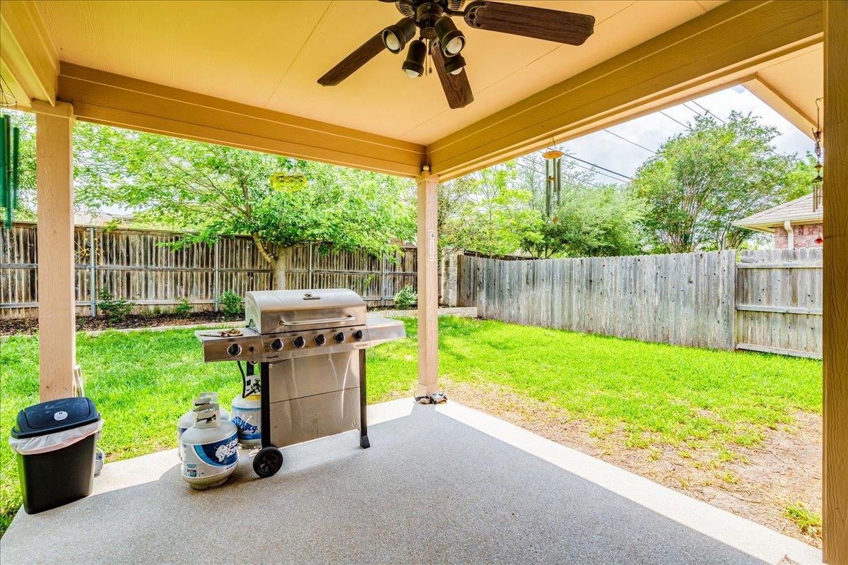 1151 Stone Rim Loop, Buda, TX 78610