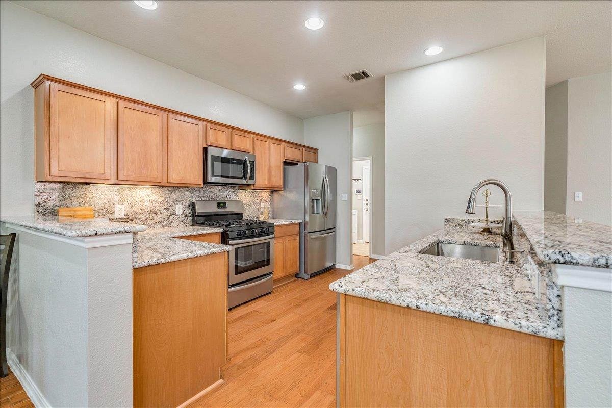 1151 Stone Rim Loop, Buda, TX 78610