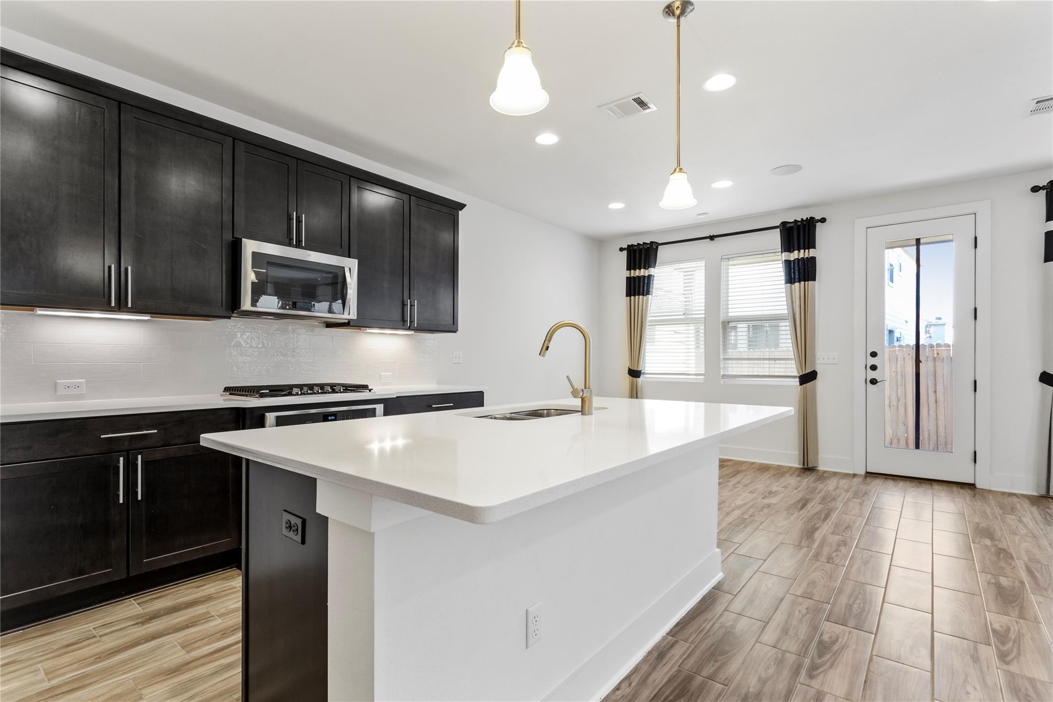 9109 Moonstone Dr, Austin, TX 78729