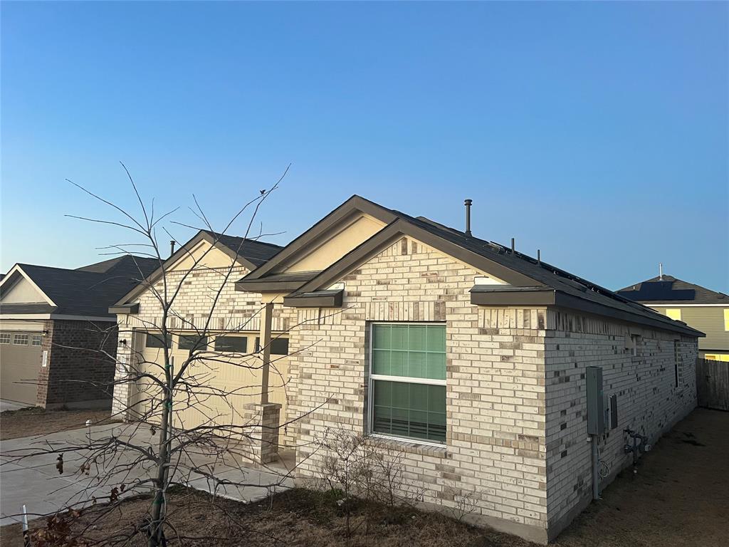 115 Vintage Dr, San Marcos, TX 78666