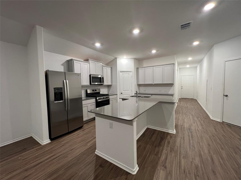 115 Vintage Dr, San Marcos, TX 78666