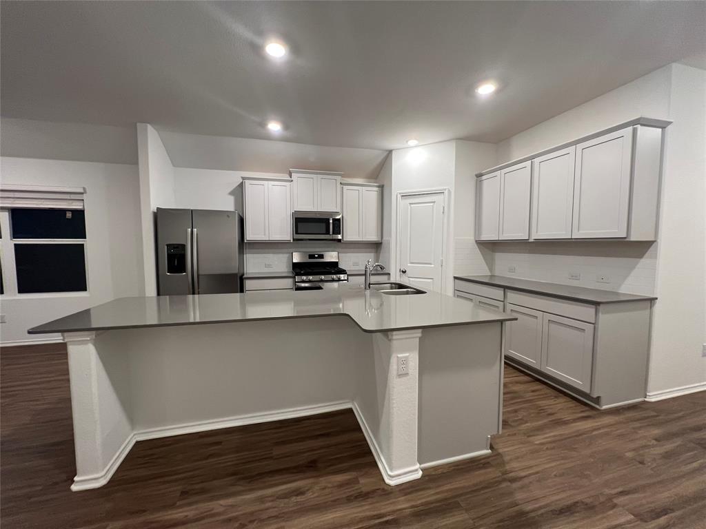 115 Vintage Dr, San Marcos, TX 78666