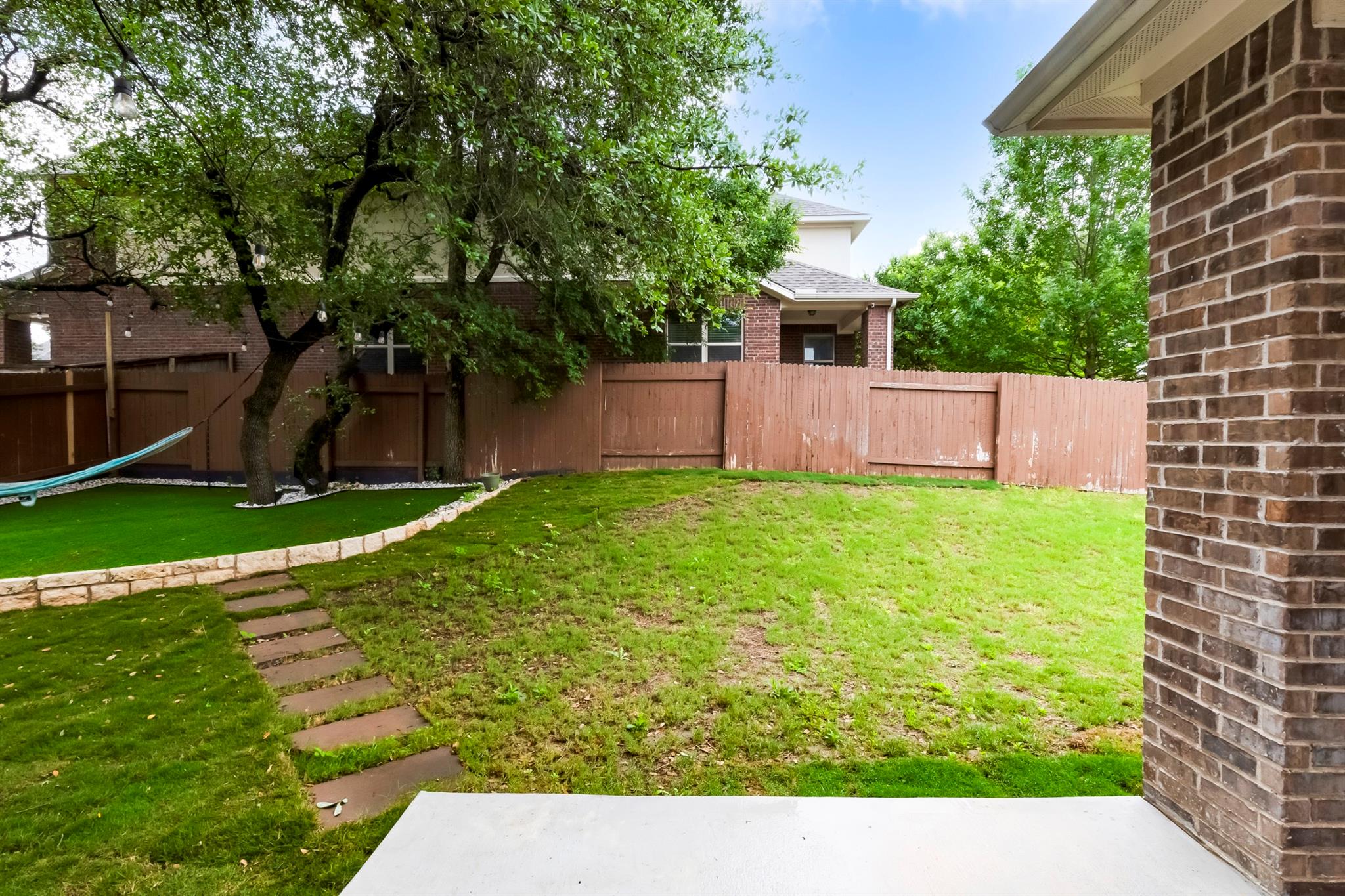 4424 Casa Robles Dr, Leander, TX 78641