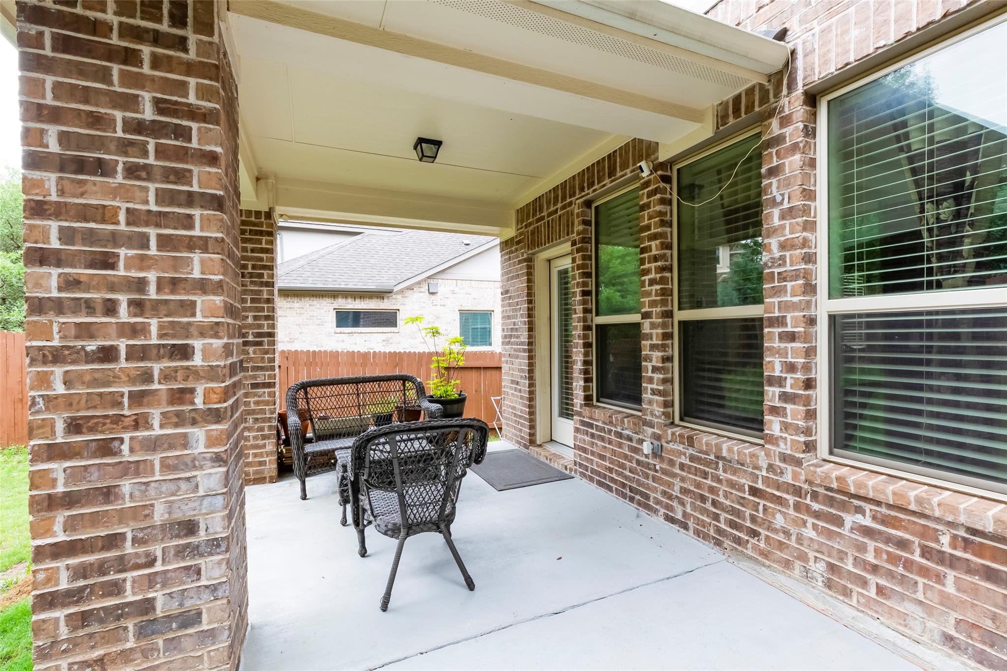 4424 Casa Robles Dr, Leander, TX 78641