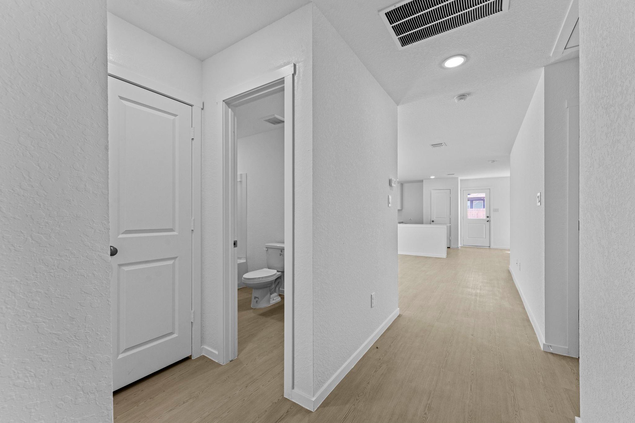 109 Ellendale Pl, Fredericksburg, TX 78624