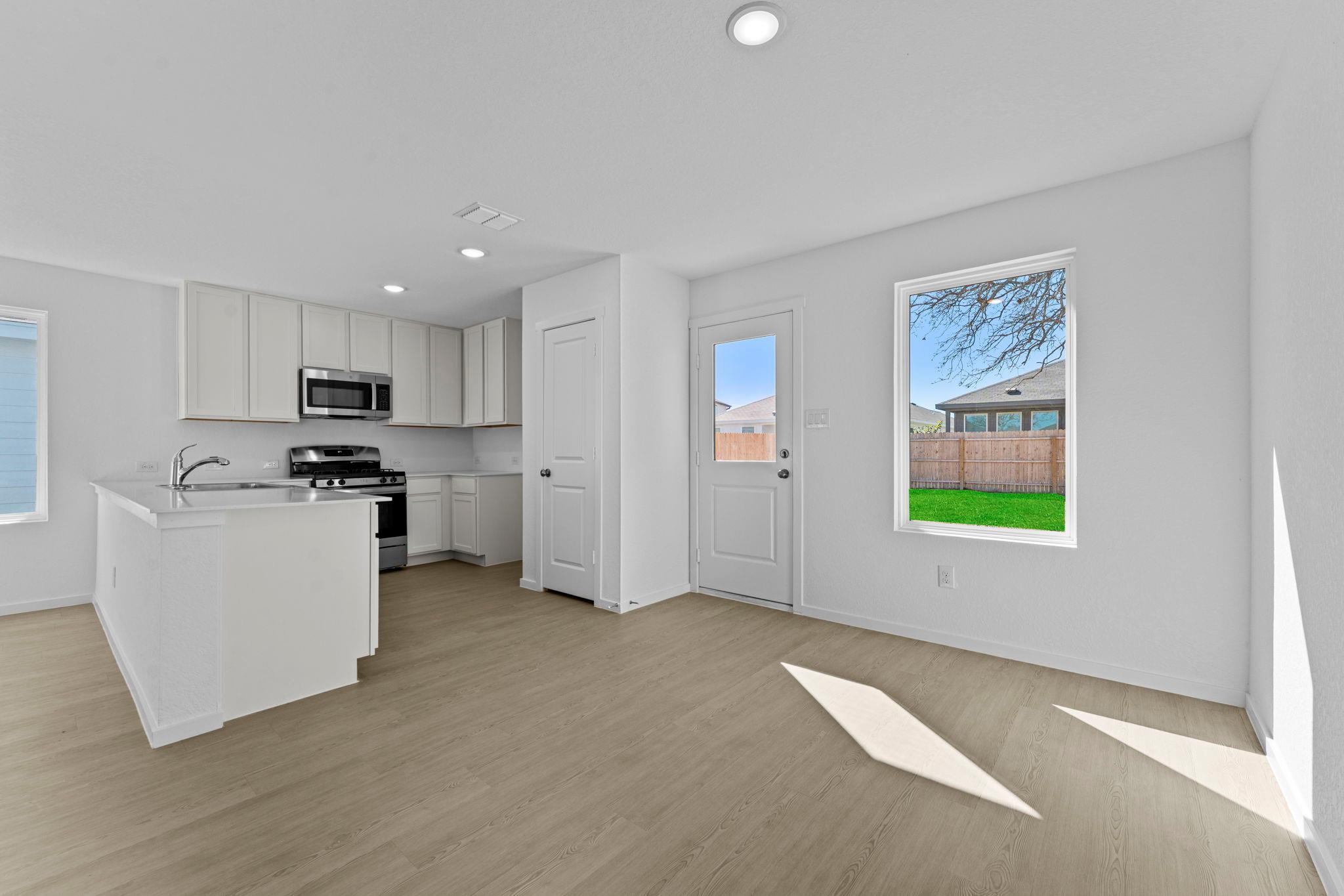 109 Ellendale Pl, Fredericksburg, TX 78624