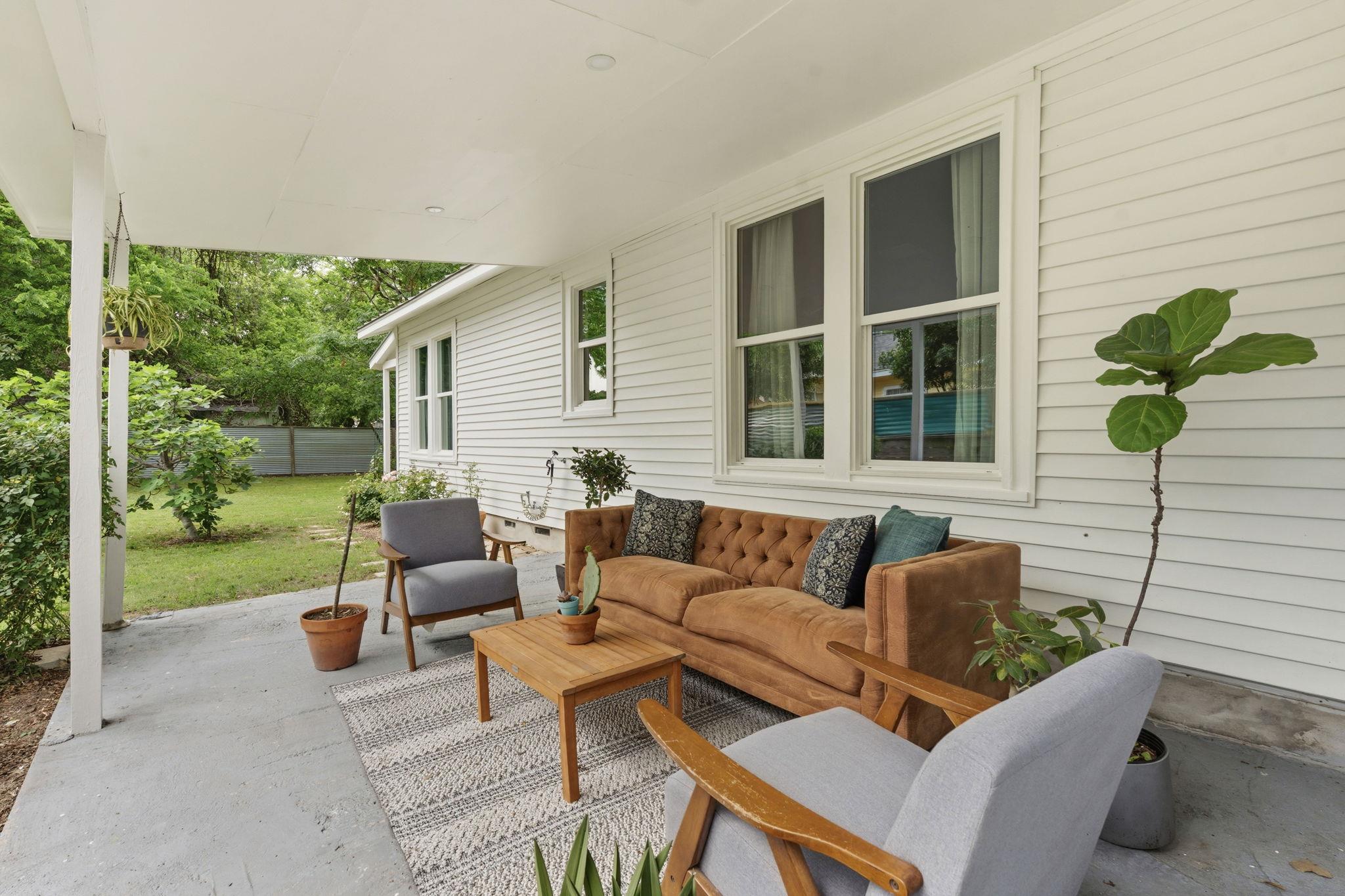 1122 Gunter St, Austin, TX 78702