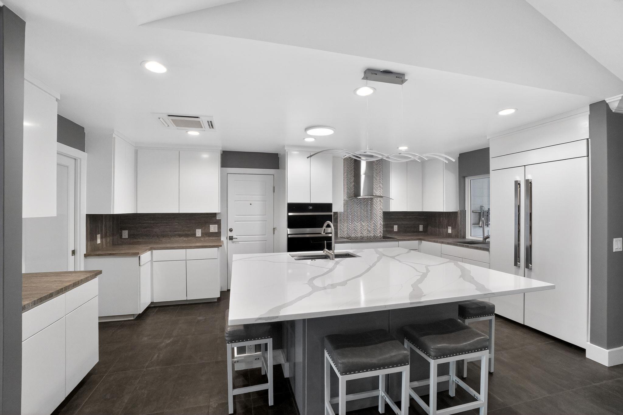 513 Meadowbrook Dr, Georgetown, TX 78628