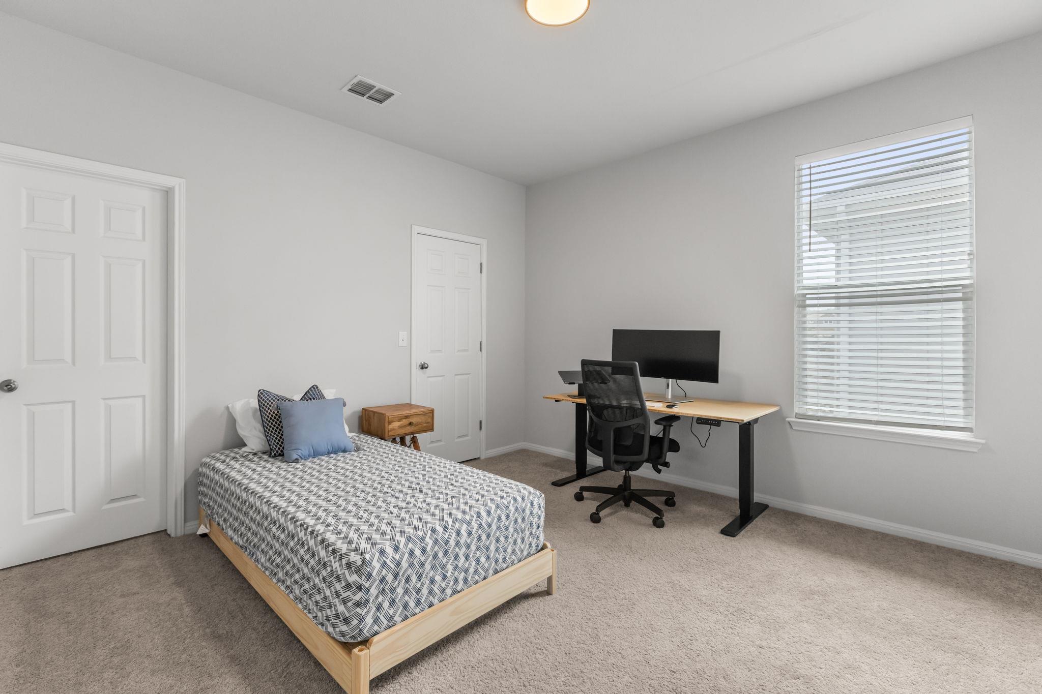 6402 Rafferty Ln, Austin, TX 78747