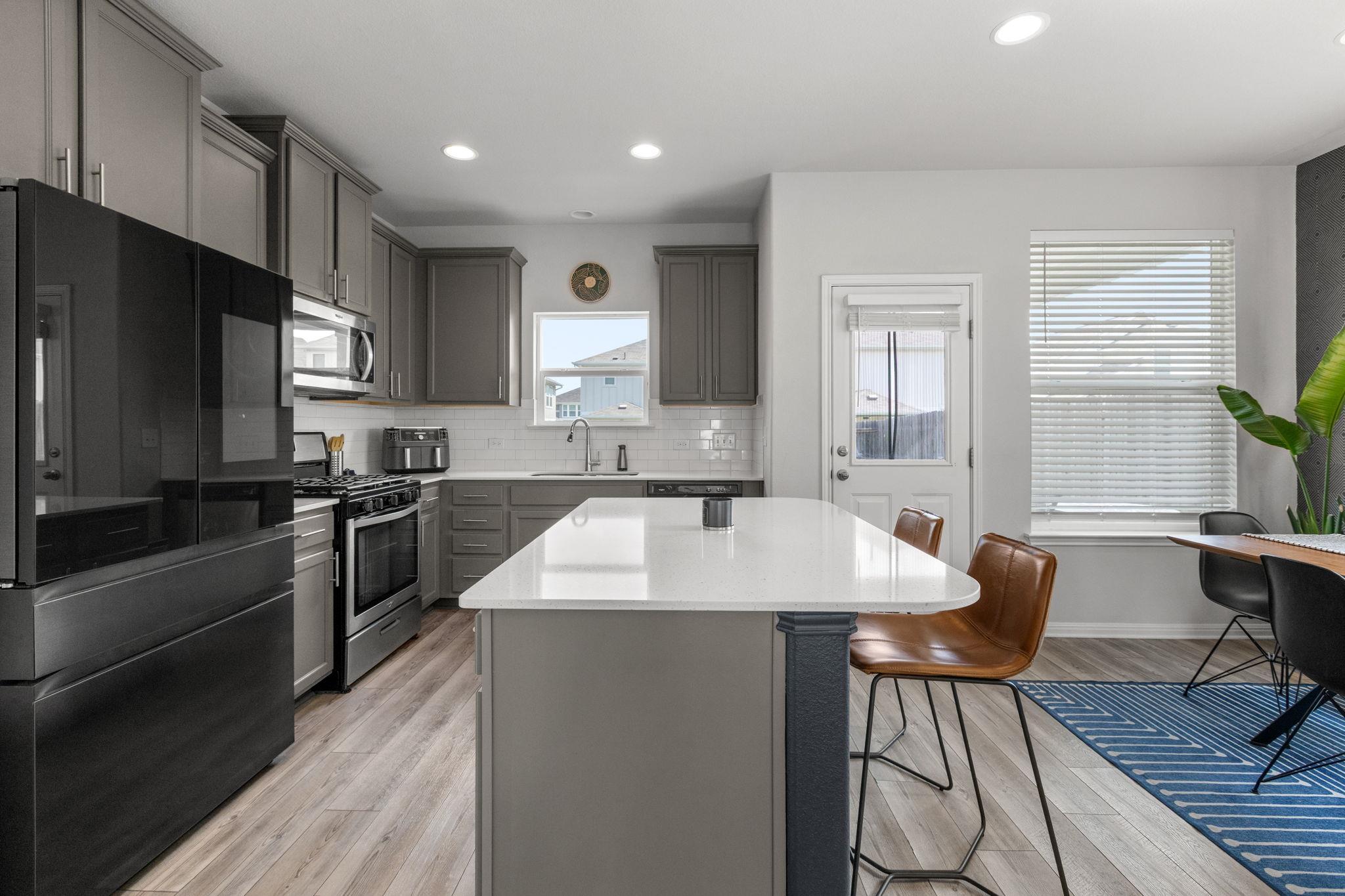 6402 Rafferty Ln, Austin, TX 78747