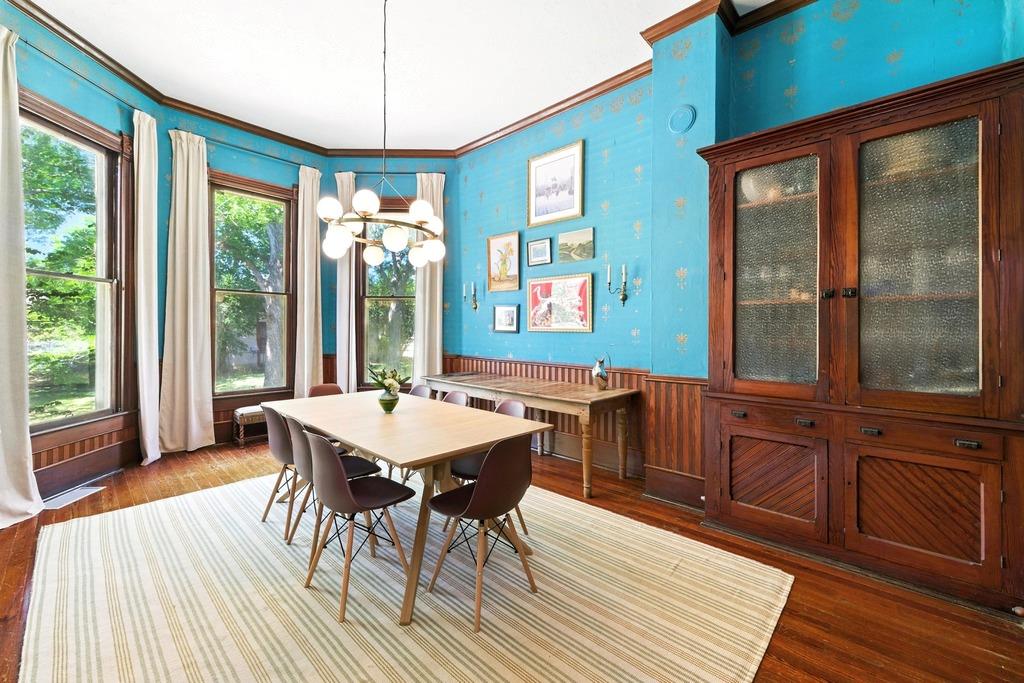 624 Saint Louis St, Gonzales, TX 78629