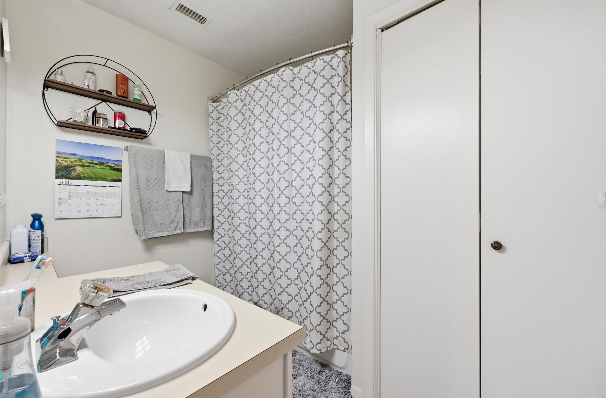 11728 Norwegian Wood Dr, Austin, TX 78758