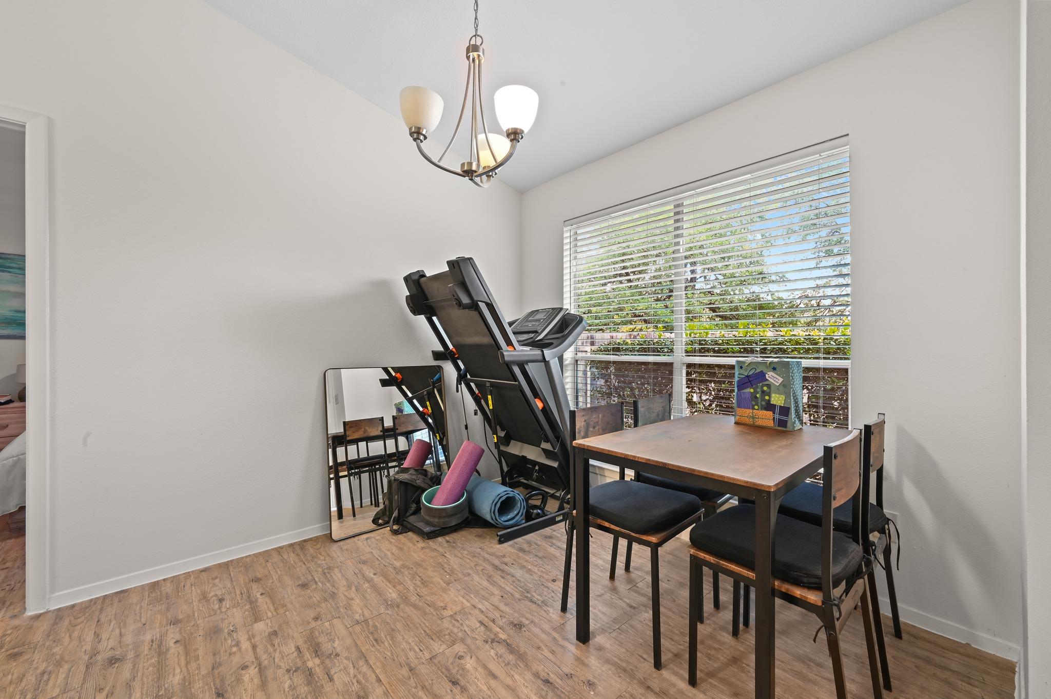 11728 Norwegian Wood Dr, Austin, TX 78758