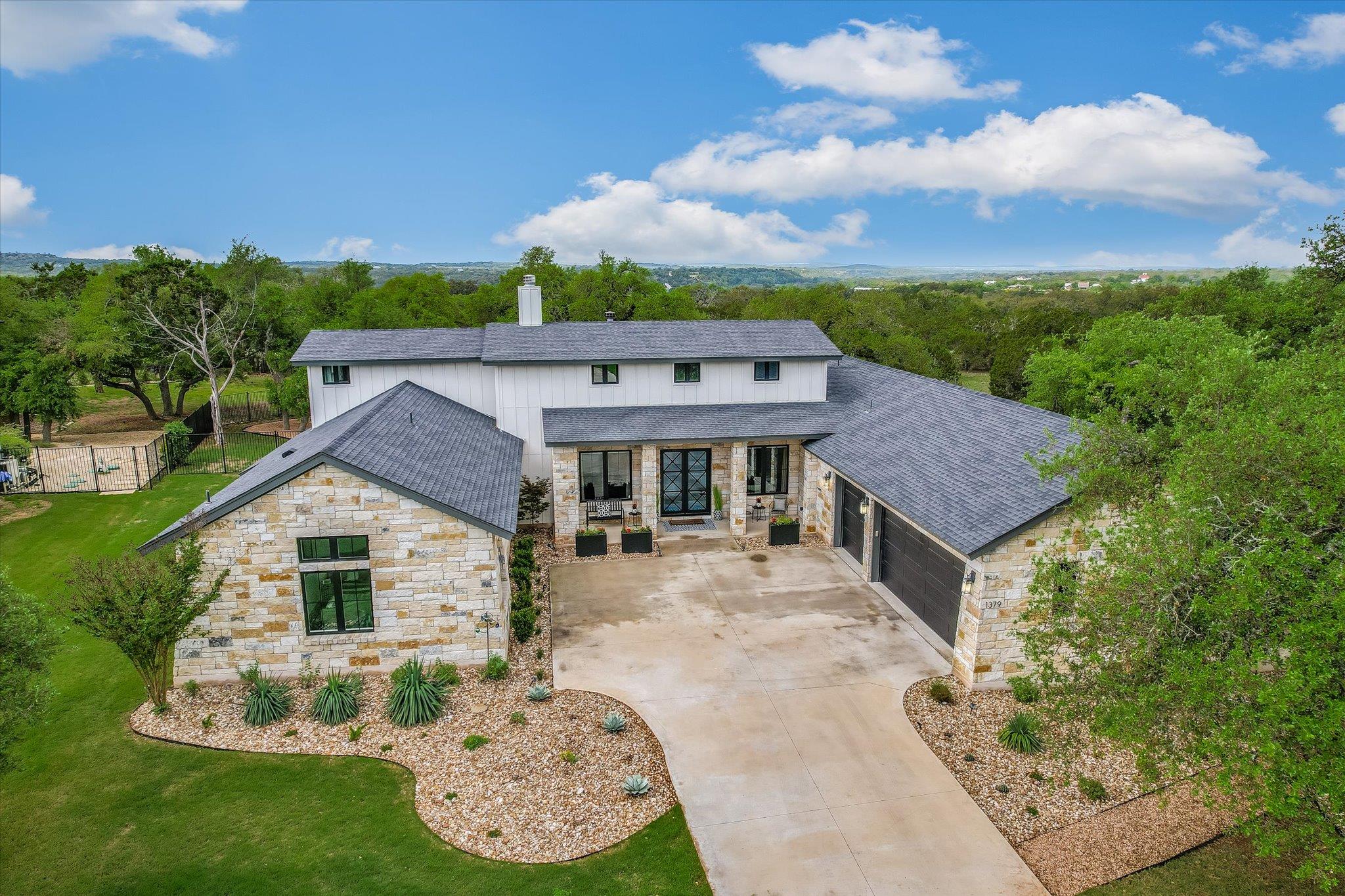 1379 Bunker Ranch Blvd, Dripping Springs, TX 78620