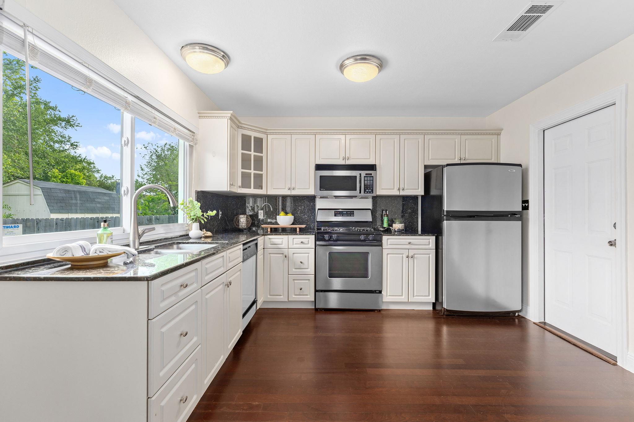 11707 Shoshone Dr, Austin, TX 78759