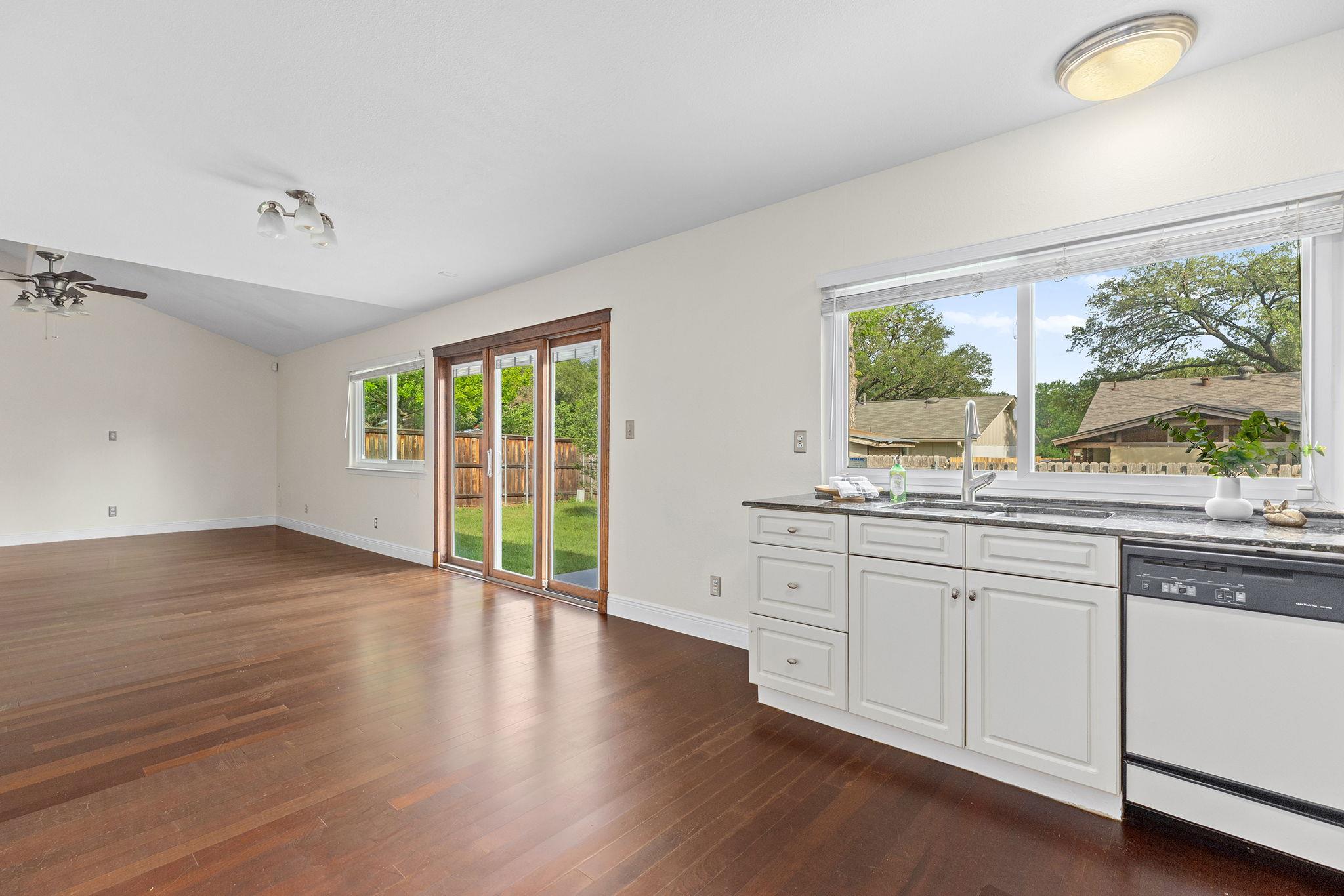 11707 Shoshone Dr, Austin, TX 78759