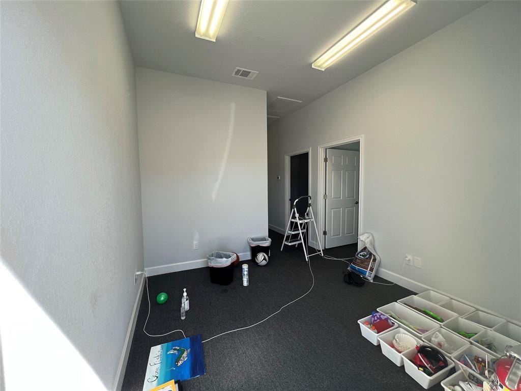 660 S Bagdad Rd # 120, Leander, TX 78641