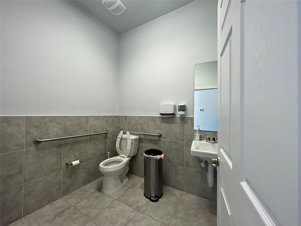 660 S Bagdad Rd # 120, Leander, TX 78641