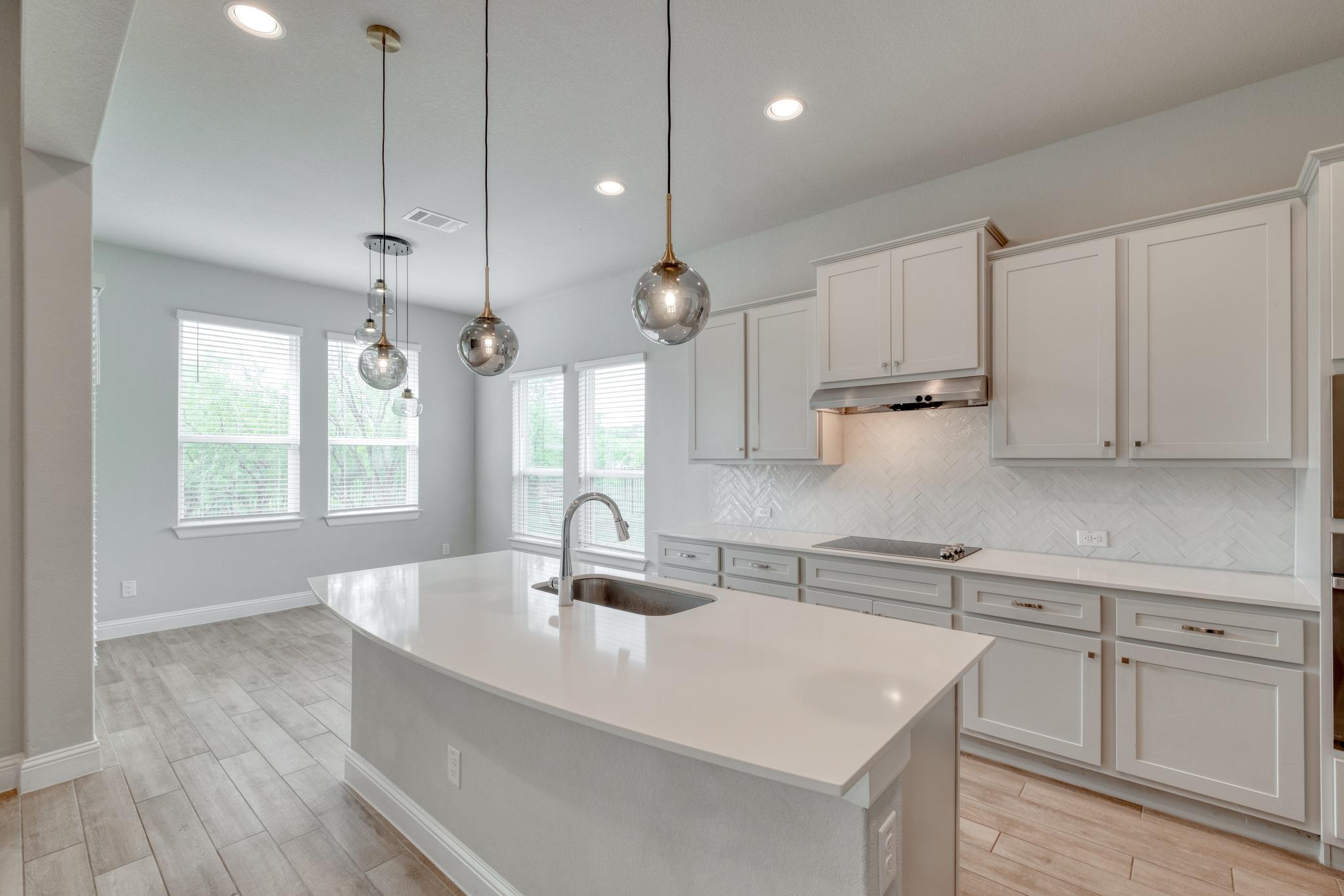 359 Raptor Beak Way, Cedar Creek, TX 78612