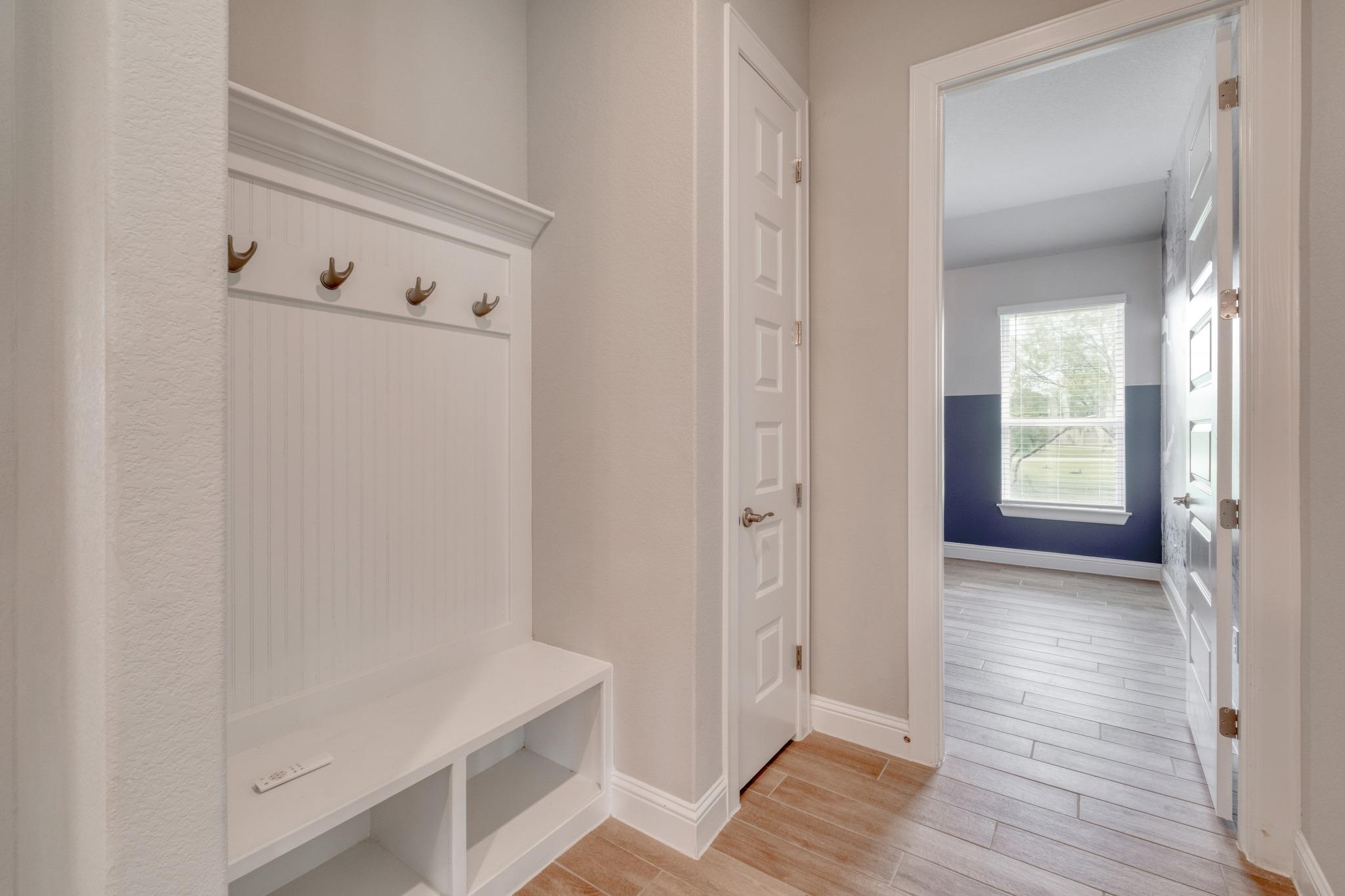 359 Raptor Beak Way, Cedar Creek, TX 78612