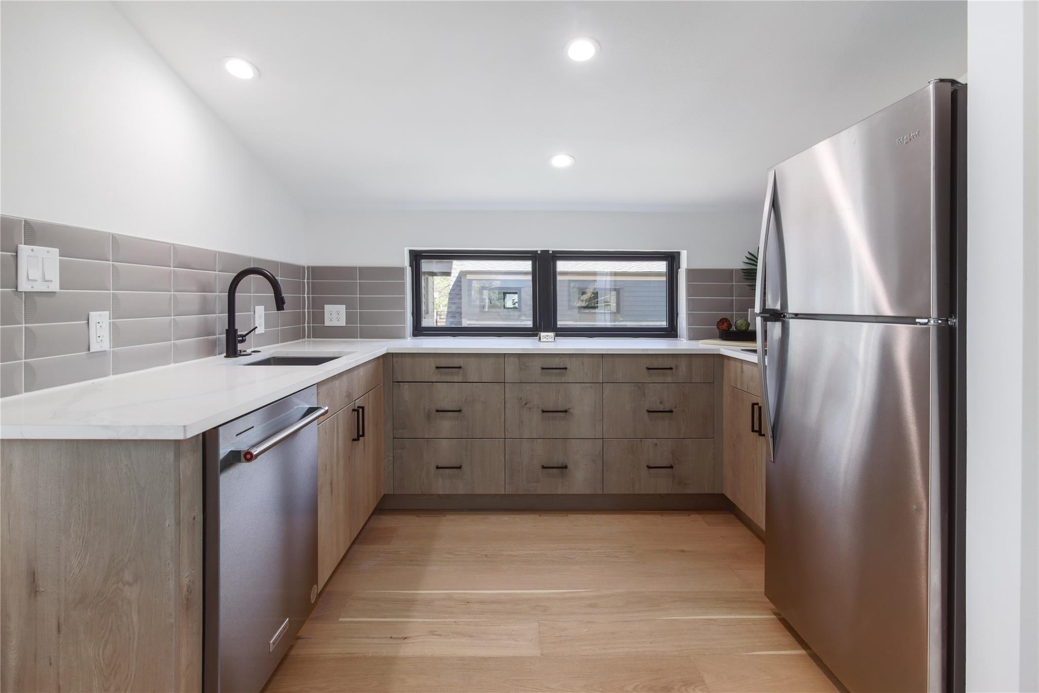 2401 Willow St, Austin, TX 78702