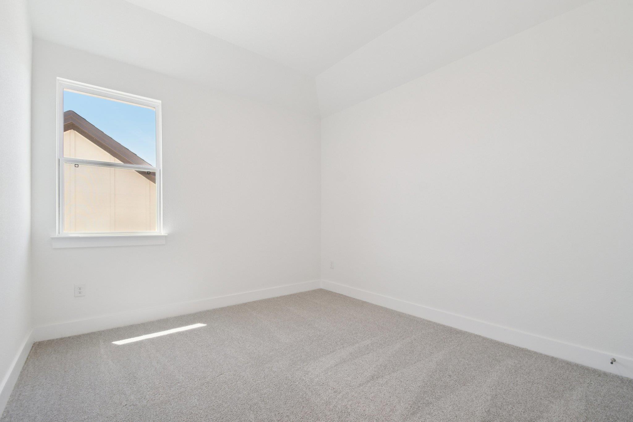 155 Comfort Dr, Buda, TX 78610