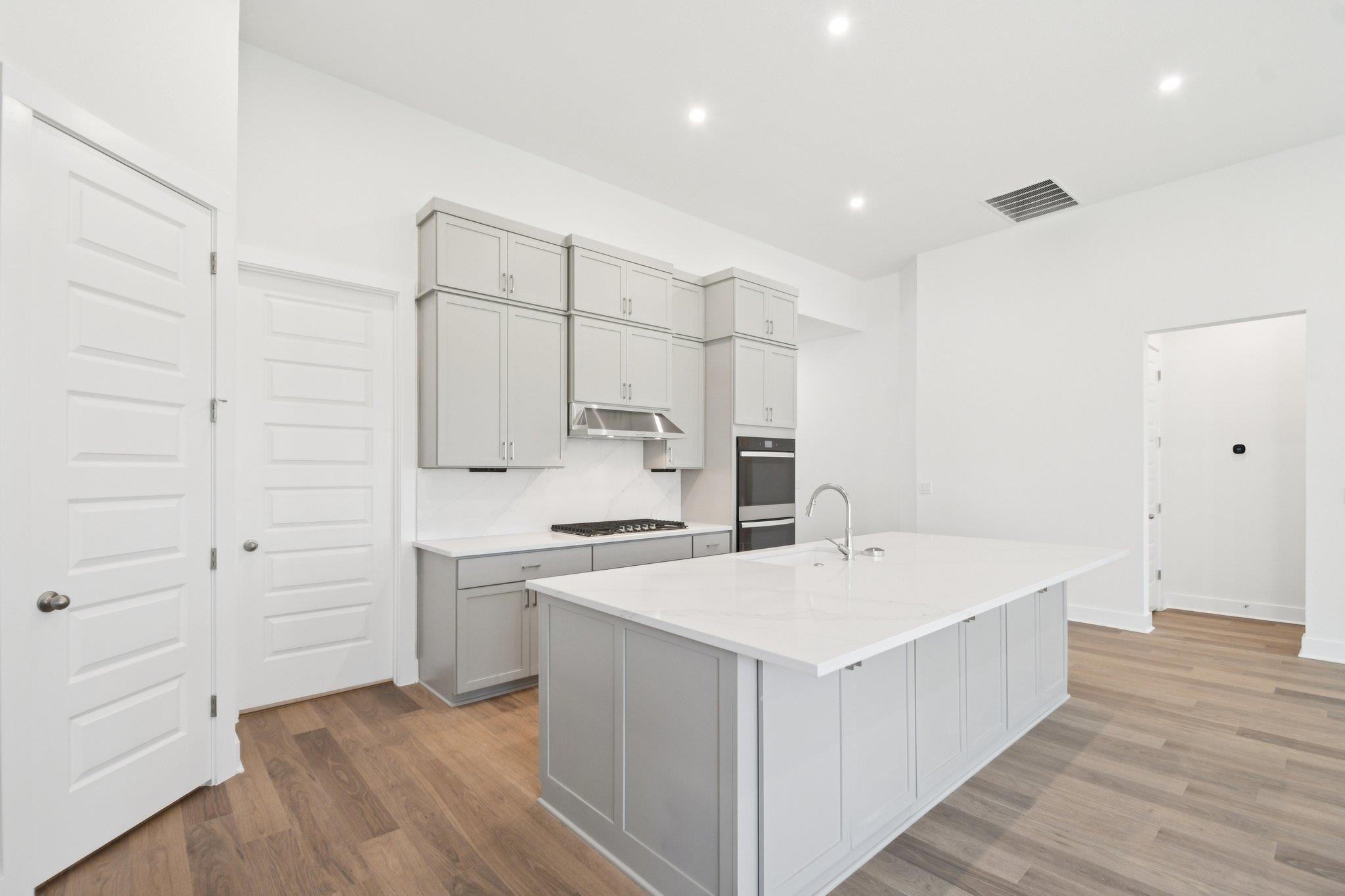 155 Comfort Dr, Buda, TX 78610