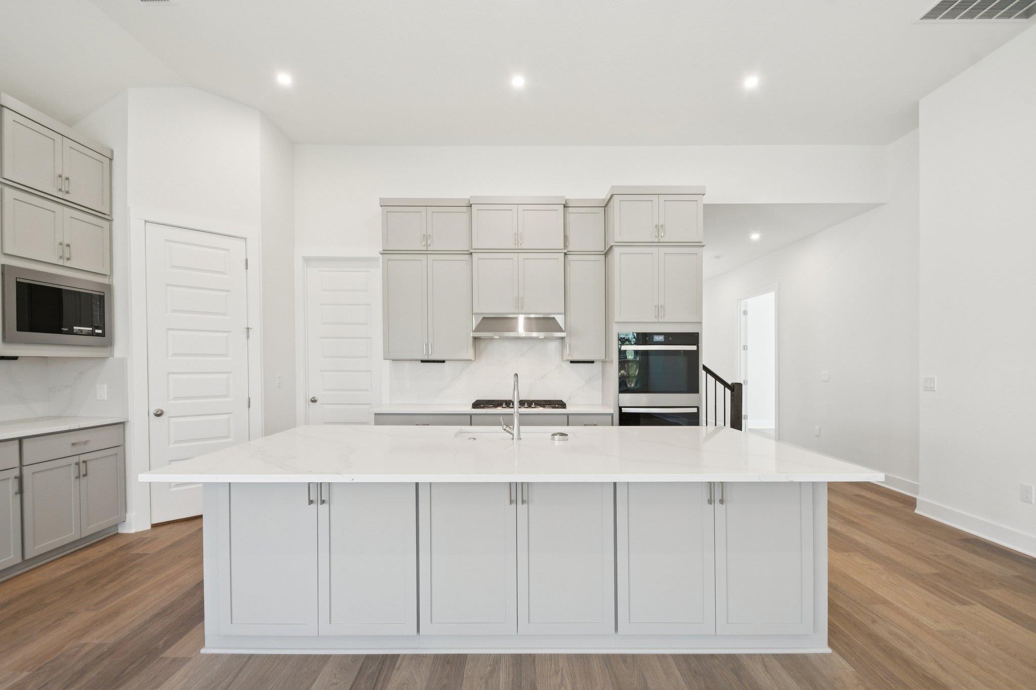 155 Comfort Dr, Buda, TX 78610