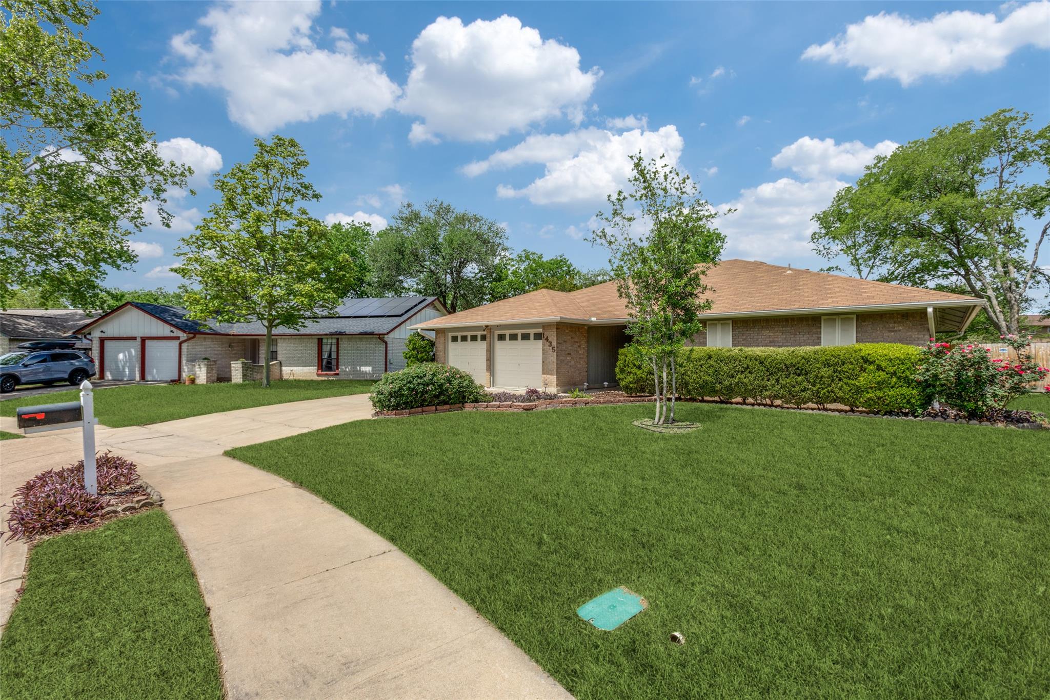 1435 S Meadows Dr, Austin, TX 78758