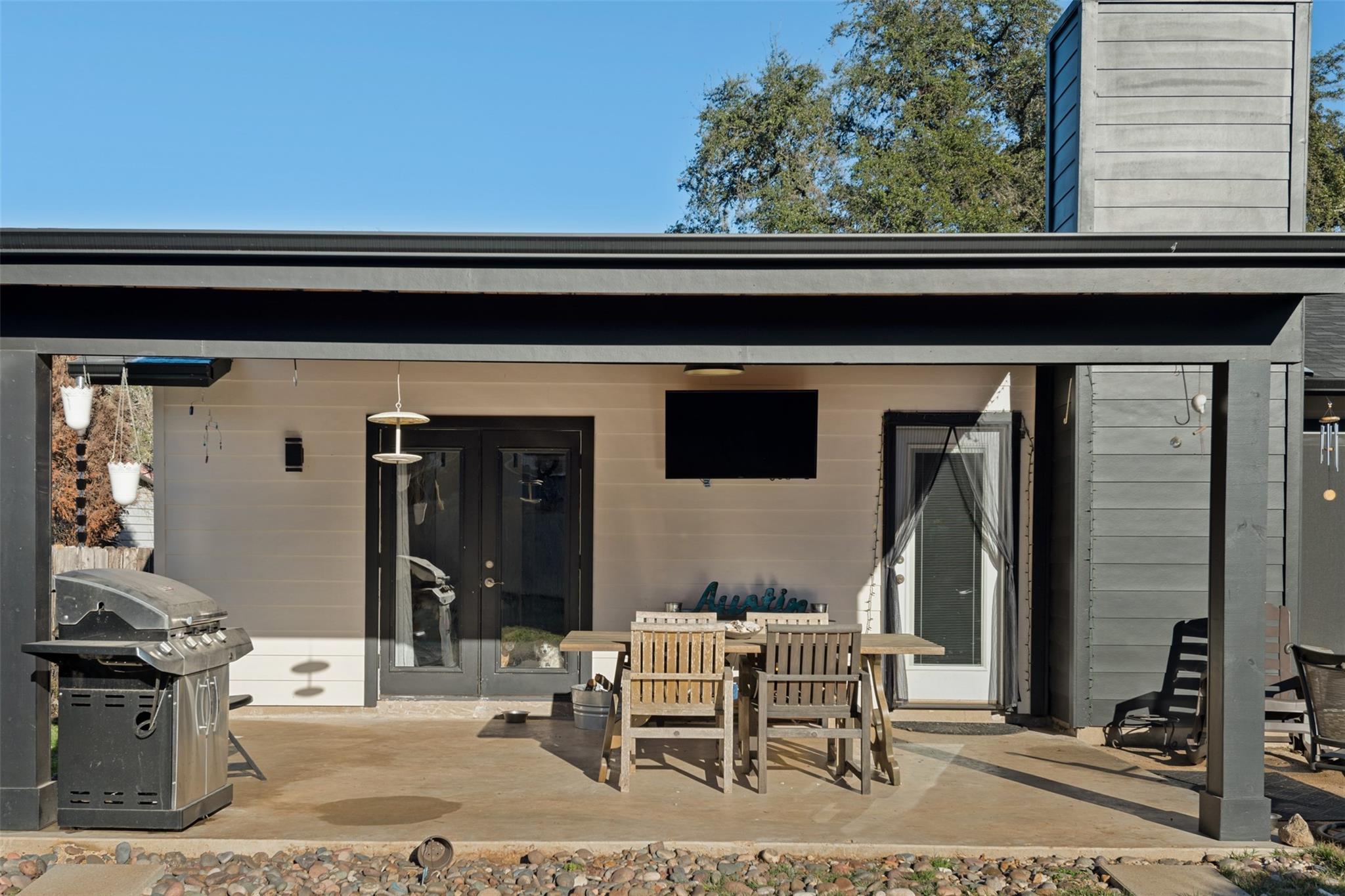 3909 Holt Dr, Austin, TX 78749