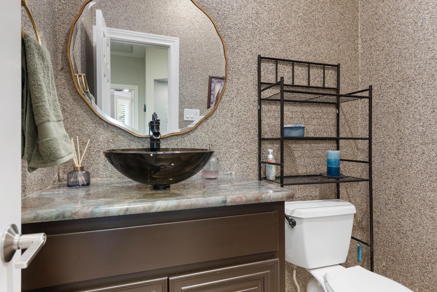 664 Ranchers Club Ln # 1, Driftwood, TX 78619