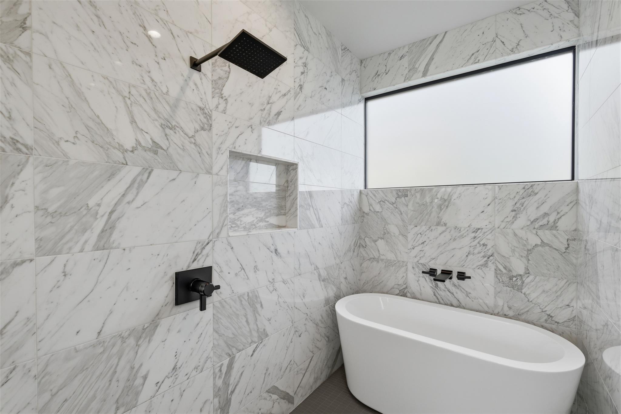 917 James St # 1, Austin, TX 78704