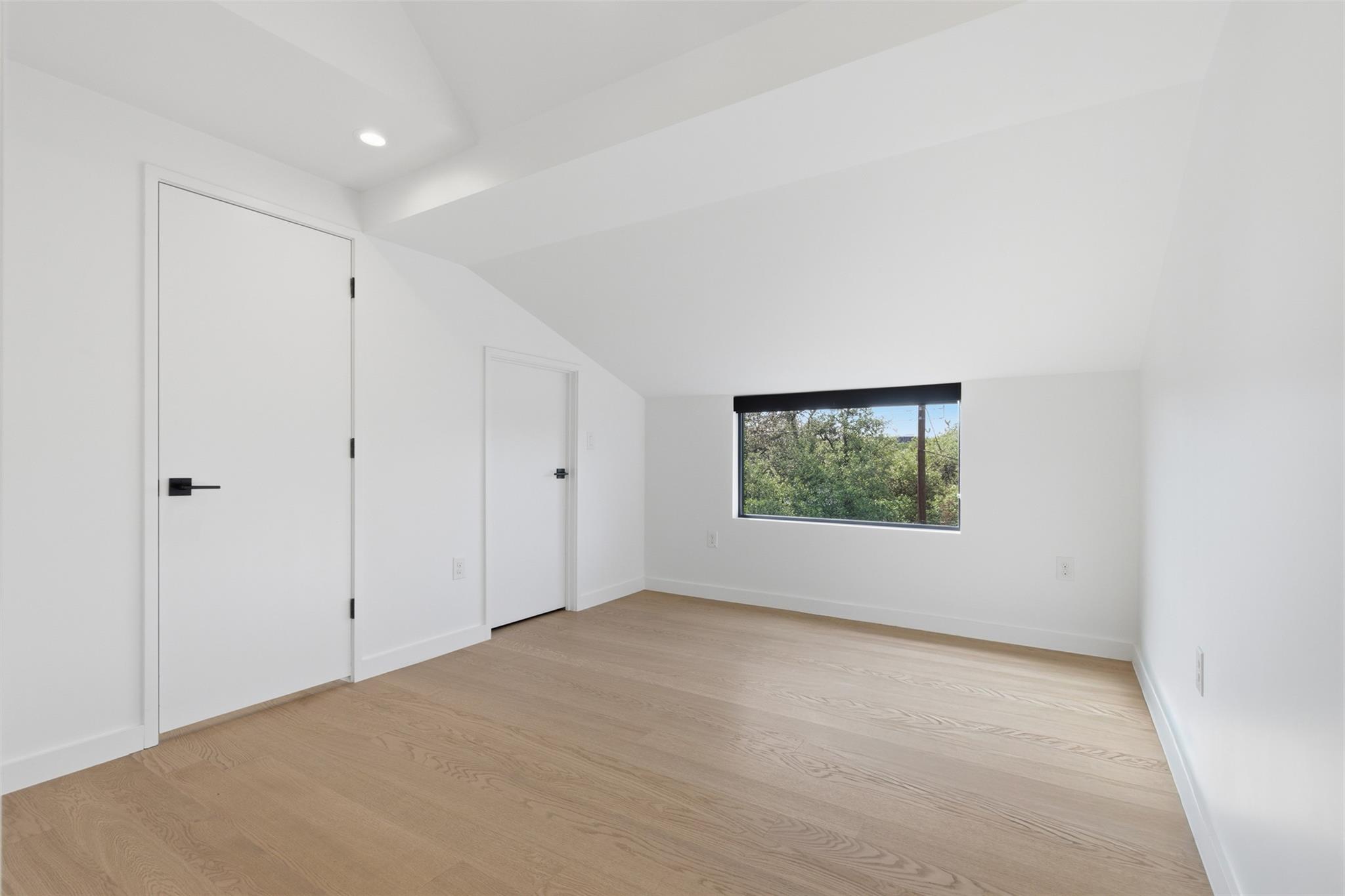 917 James St # 1, Austin, TX 78704