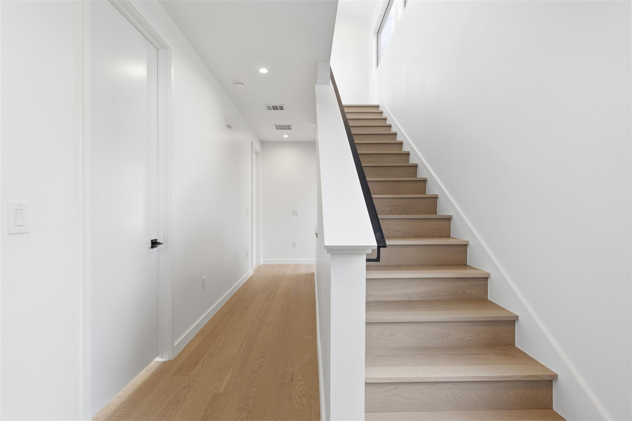 917 James St # 1, Austin, TX 78704