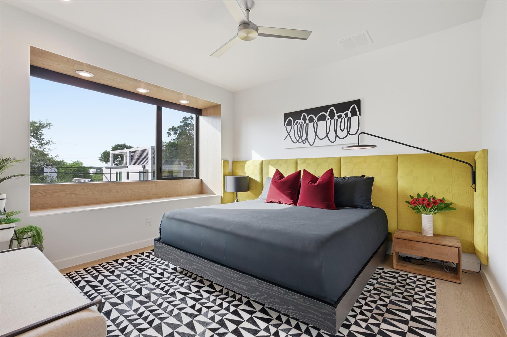 917 James St # 1, Austin, TX 78704