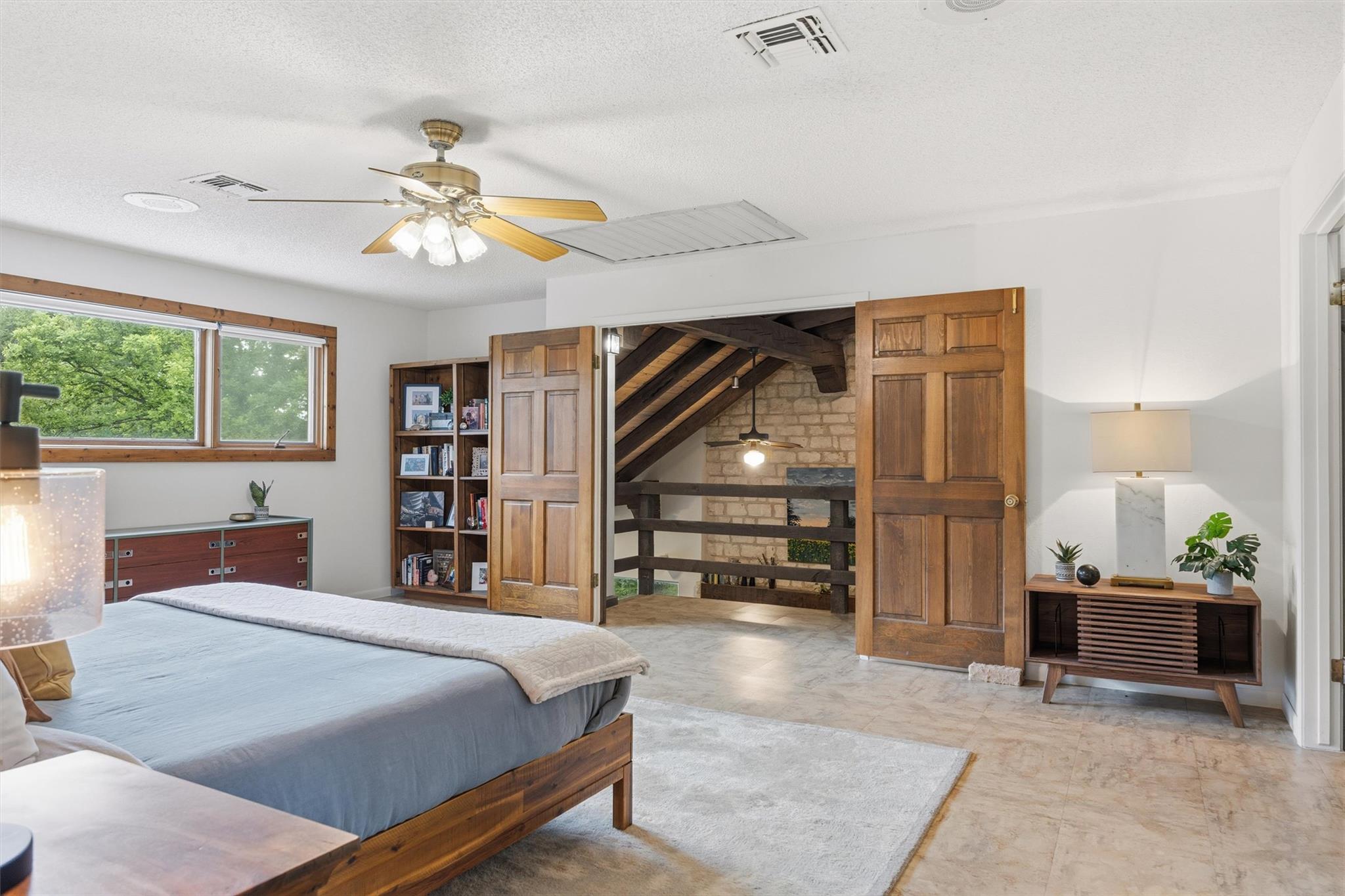 1800 County Road 436, Dime Box, TX 77853